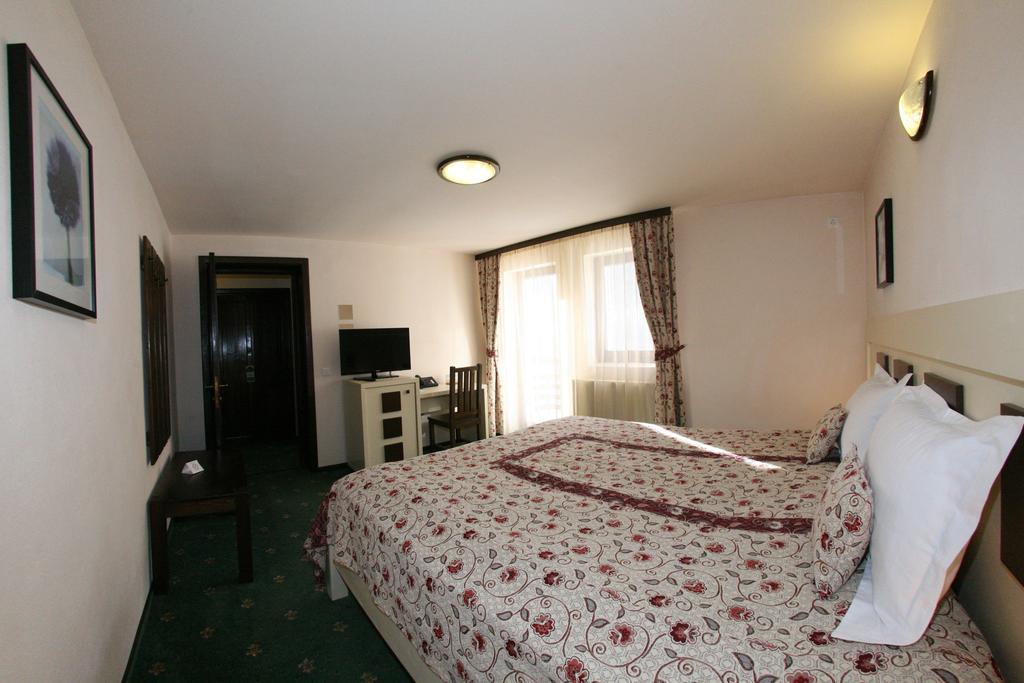 Hotel Draga Maria Предял Экстерьер фото